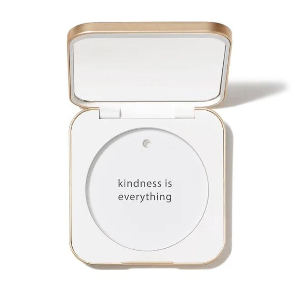 Stilrent og miljøvennlig aluminiumsetui designet for å ta vare på, og beskytte din favoritt refill.